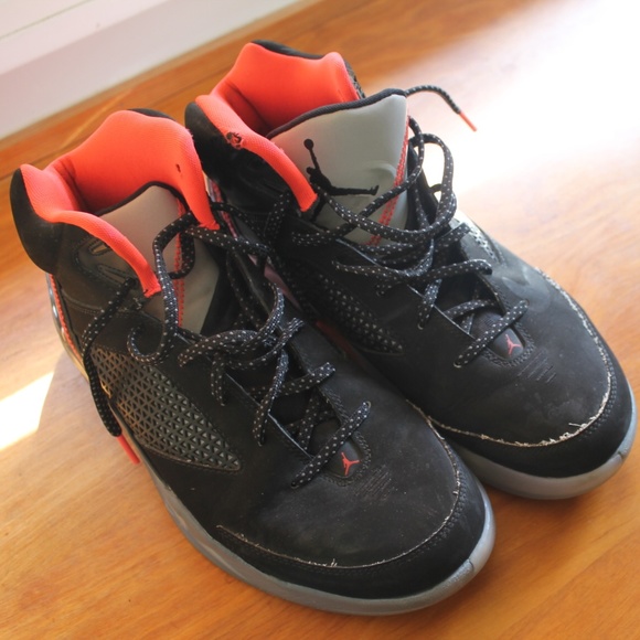Jordan Shoes - Black Jordans